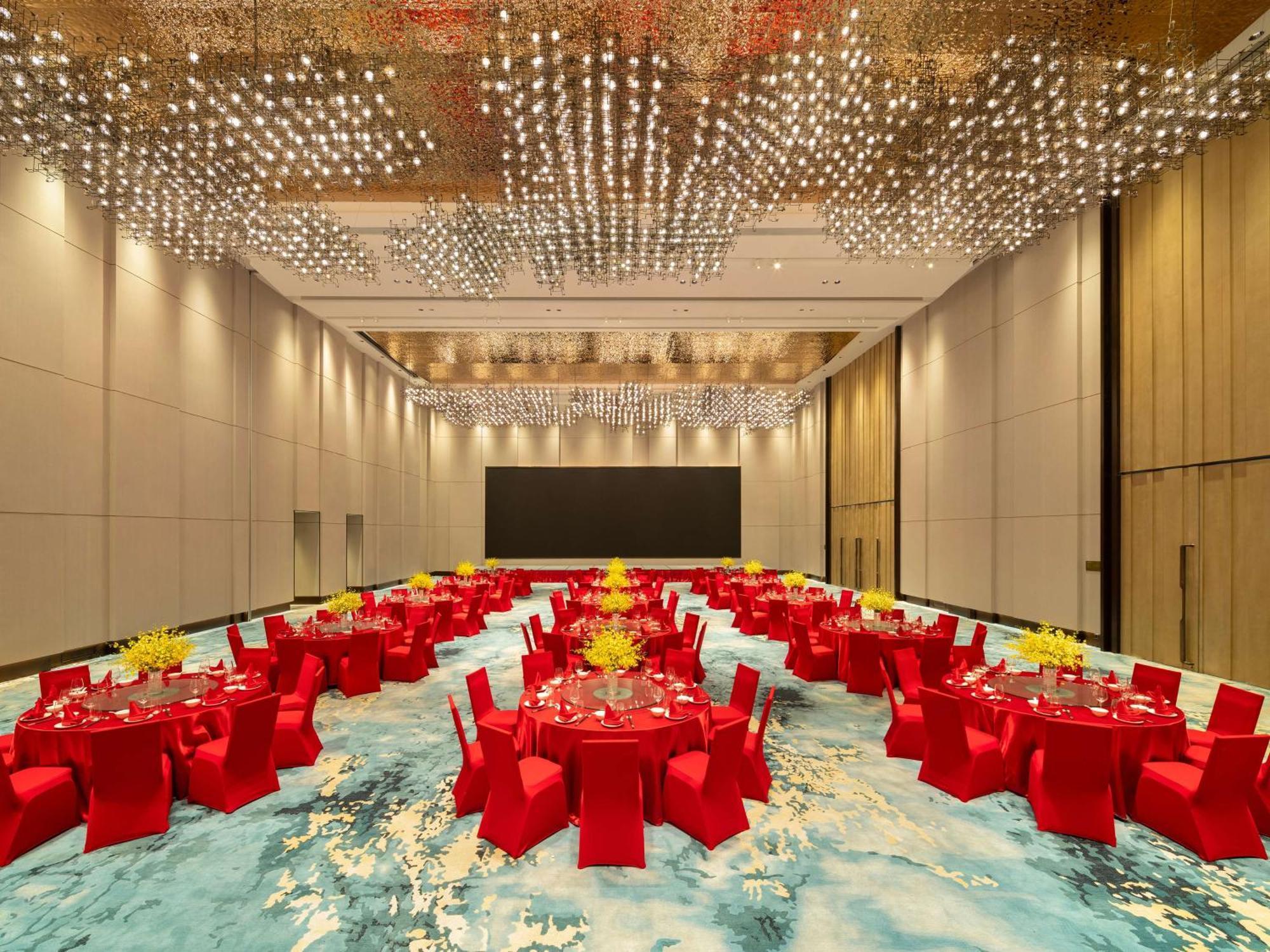 Hotel Doubletree By Hilton Kunming Airport Exterior foto